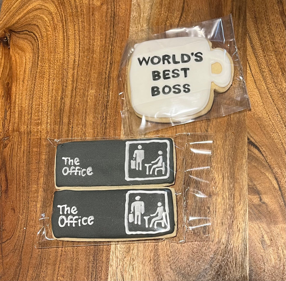 The Office (2pack) Megs & Pegs bakes